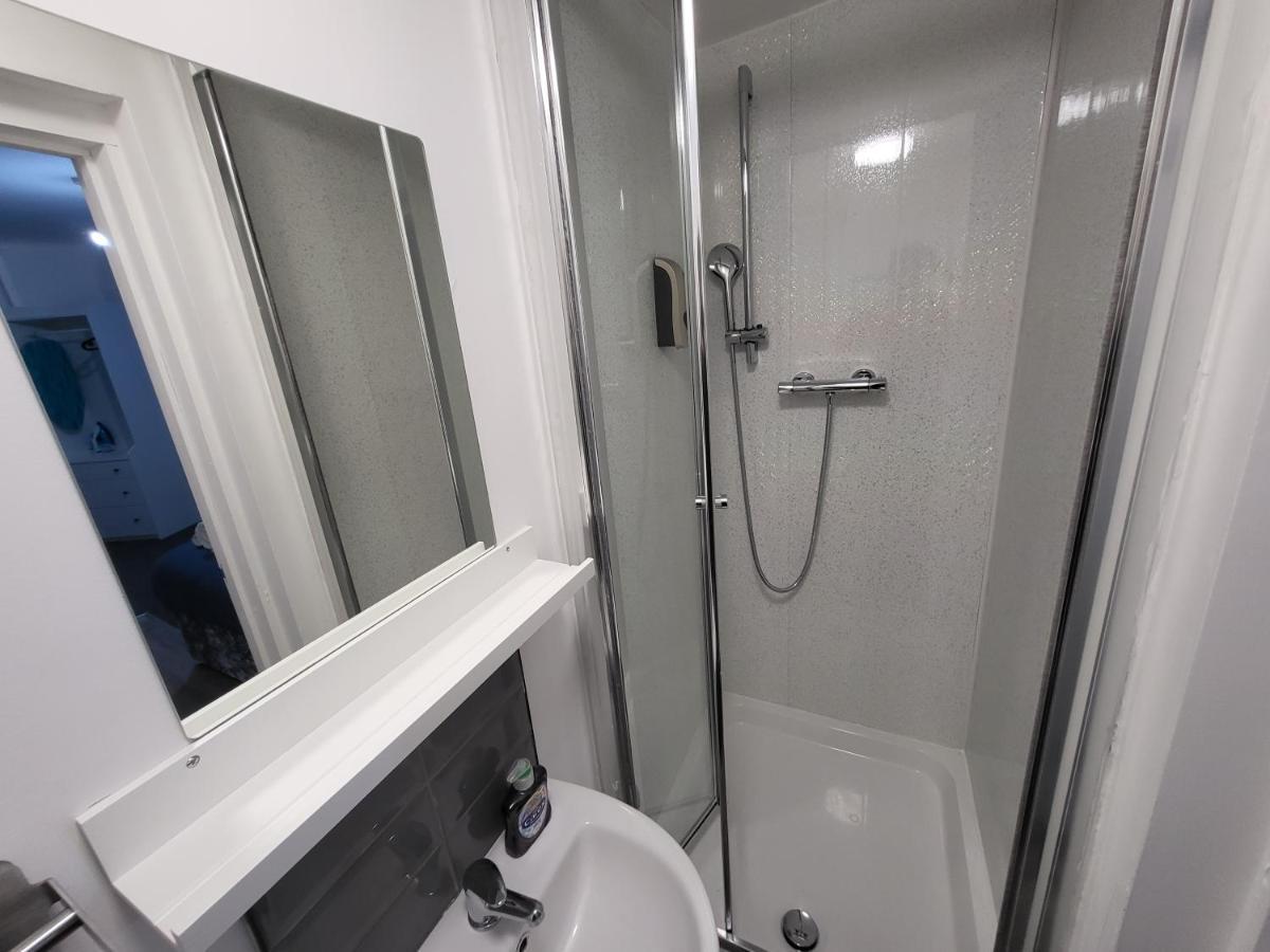 Nottingham Forest Rd, Short Stays Exteriör bild